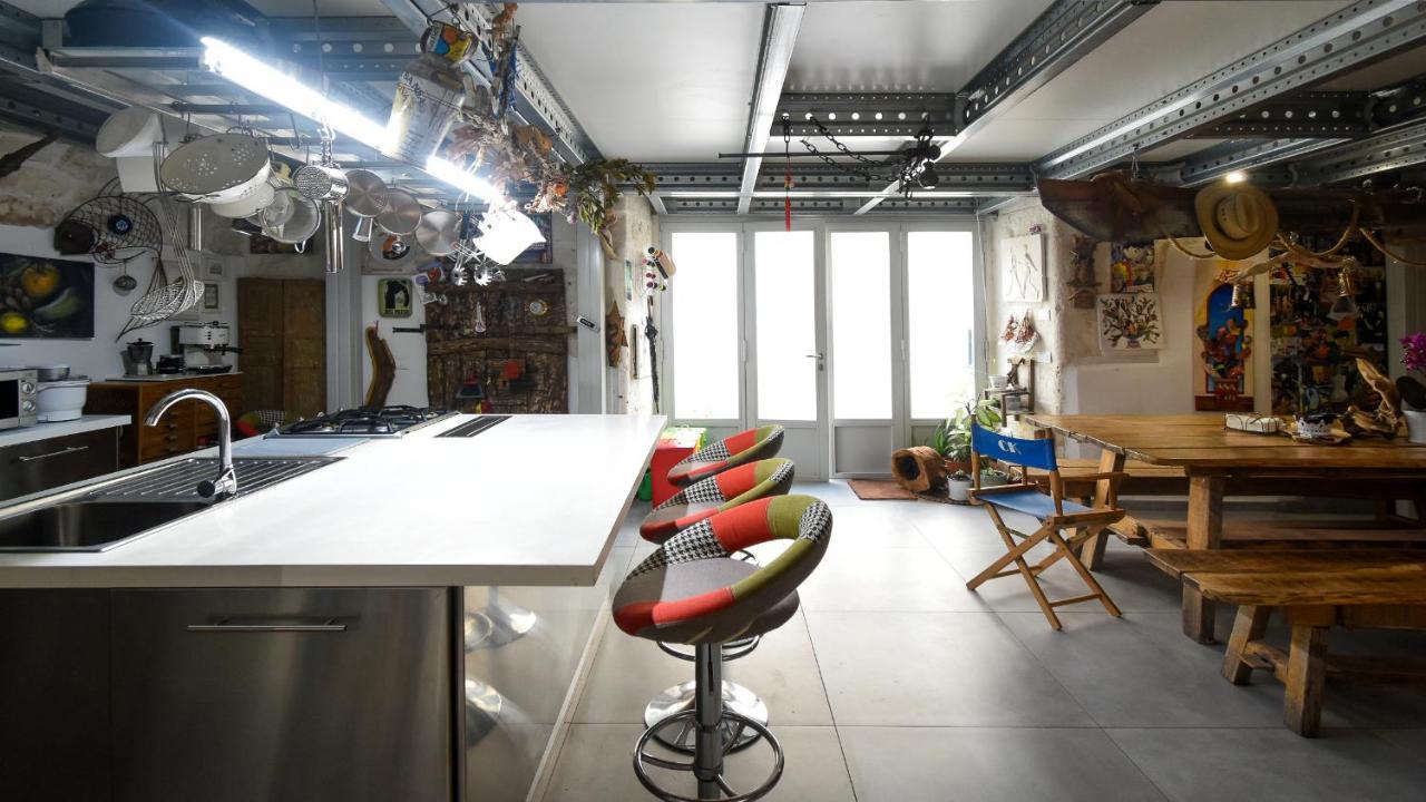 The Art House By Rentbeat Apartment Ostuni Bagian luar foto